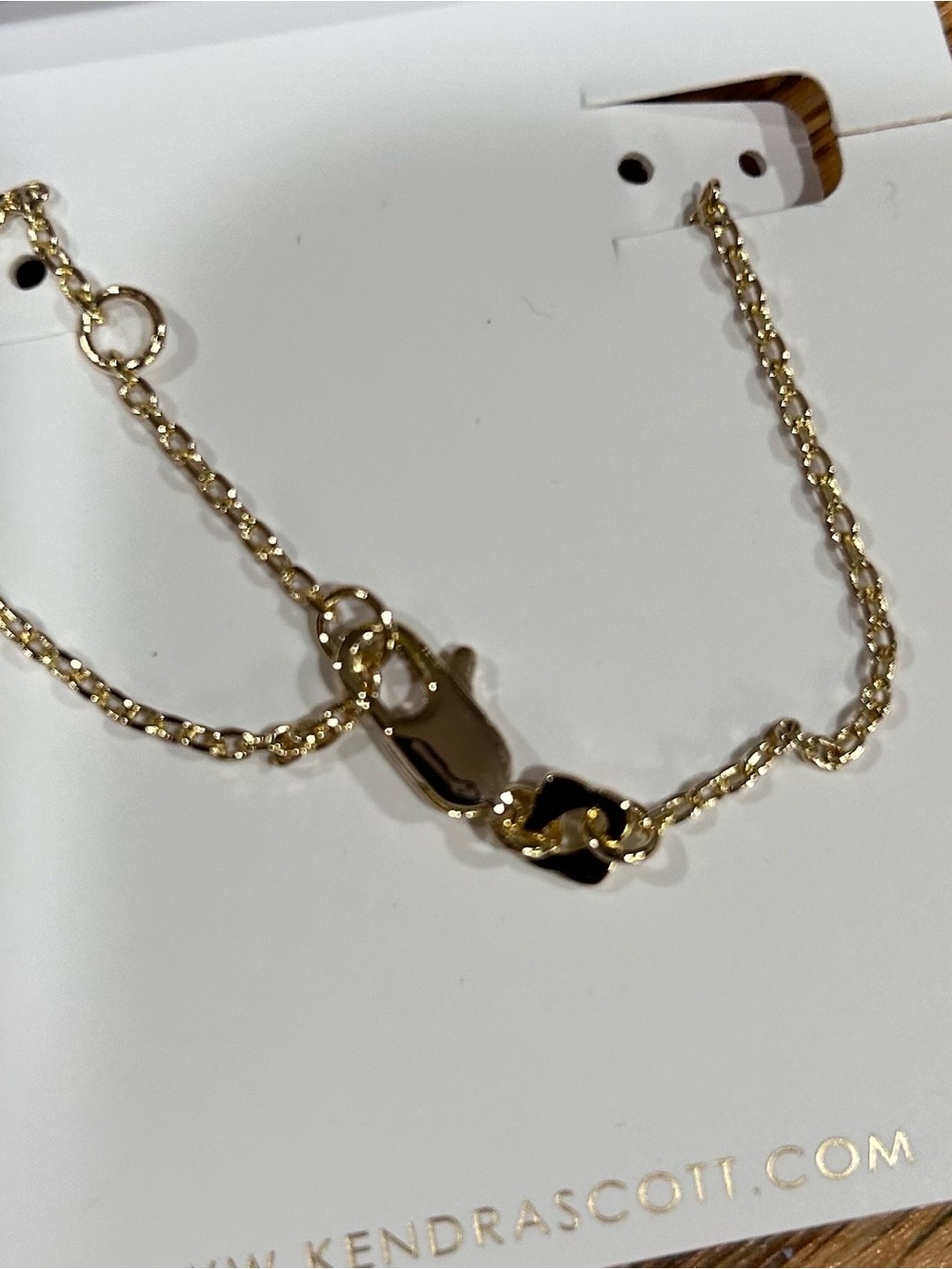Kendra Scott Gold Heart Bracelet with Deep Red Stone - Picture 3 of 3